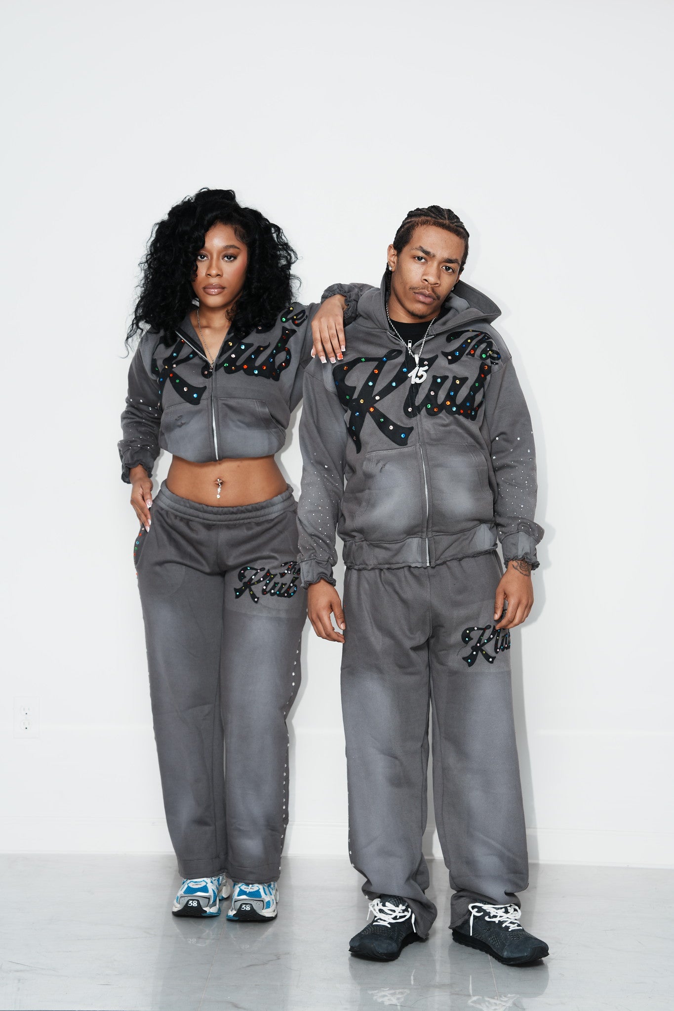 “The Klub” Rhinestone Sets “Smoke Grey”