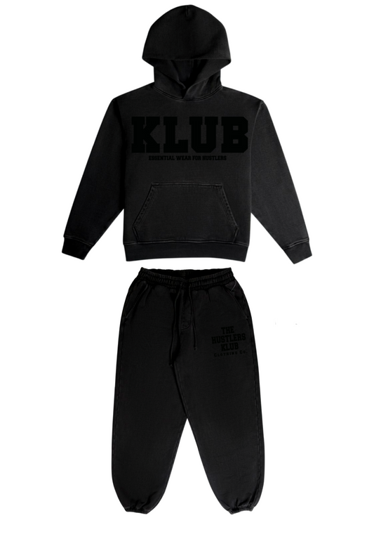 “Klub Essential” Triple Black [Pre Order] 11/28 Release